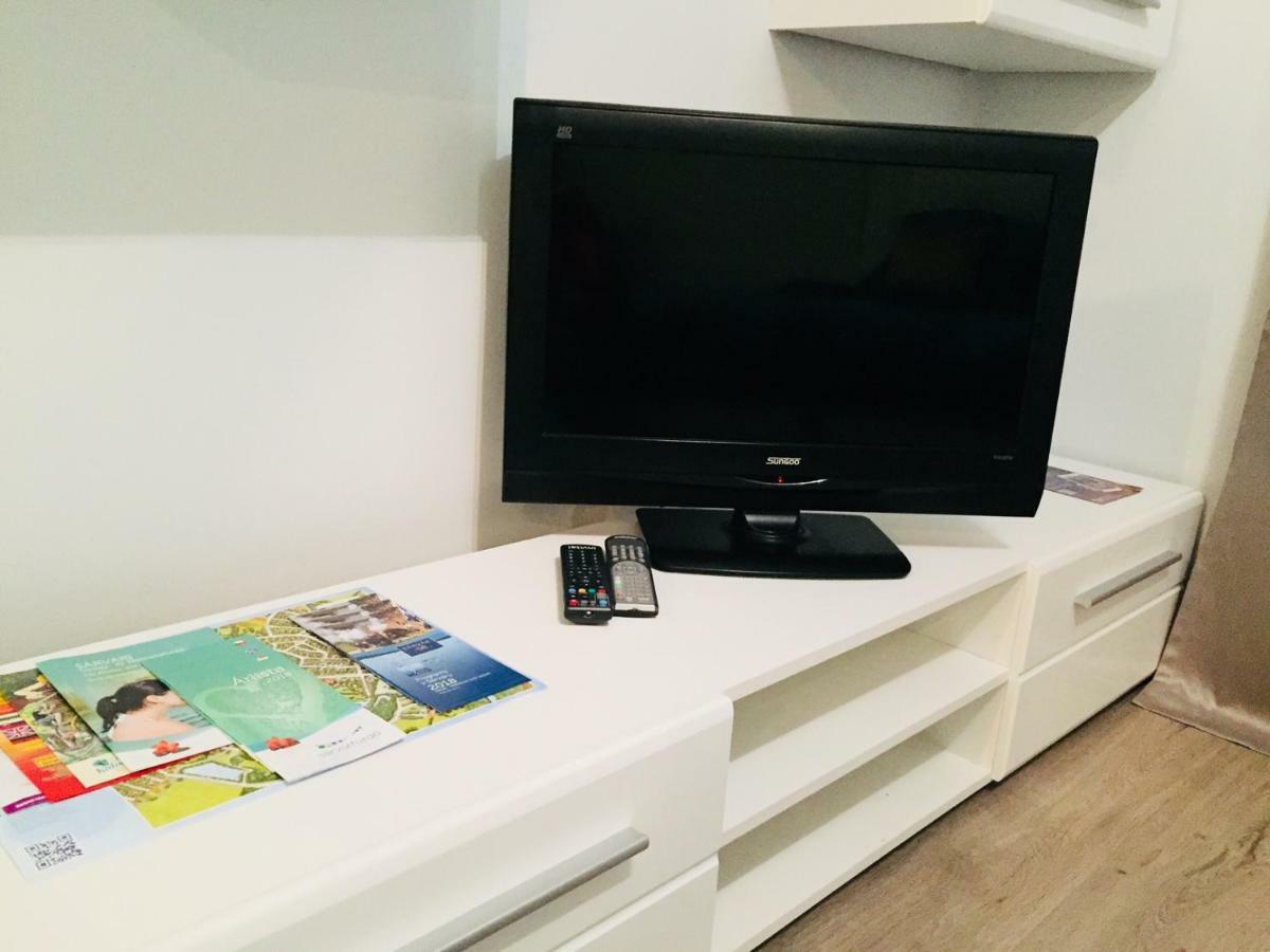 Miracle Apartman Sarvar Appartement Buitenkant foto